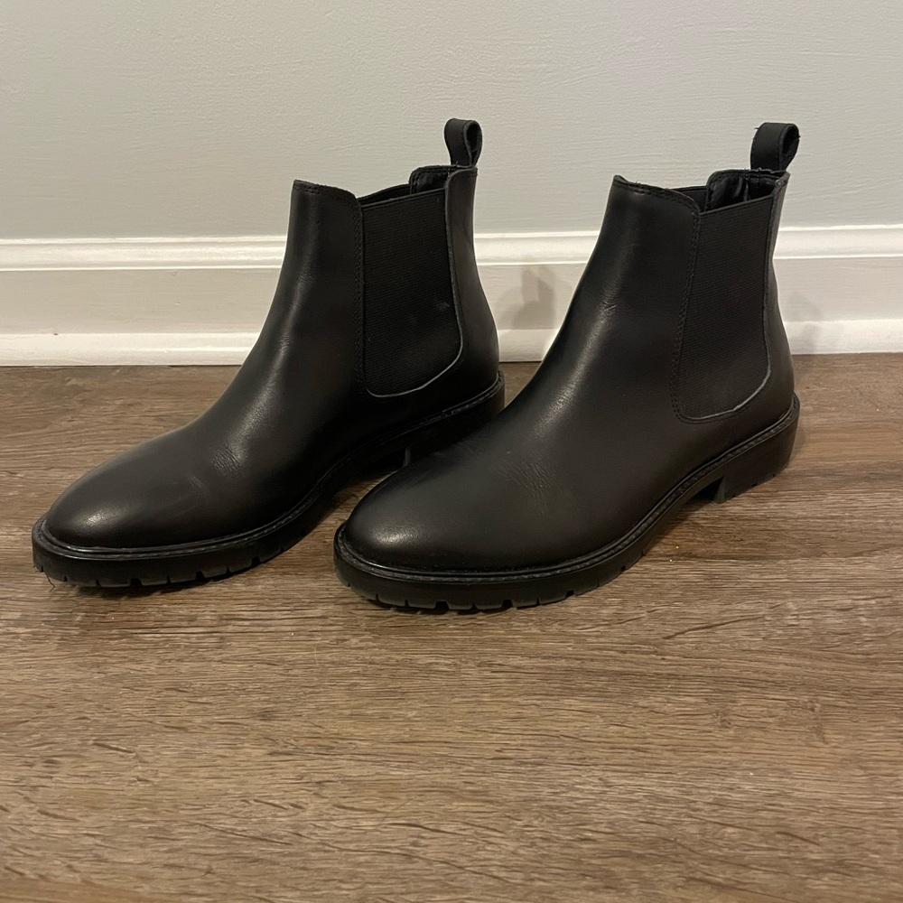 Steve Madden Chelsea Boots